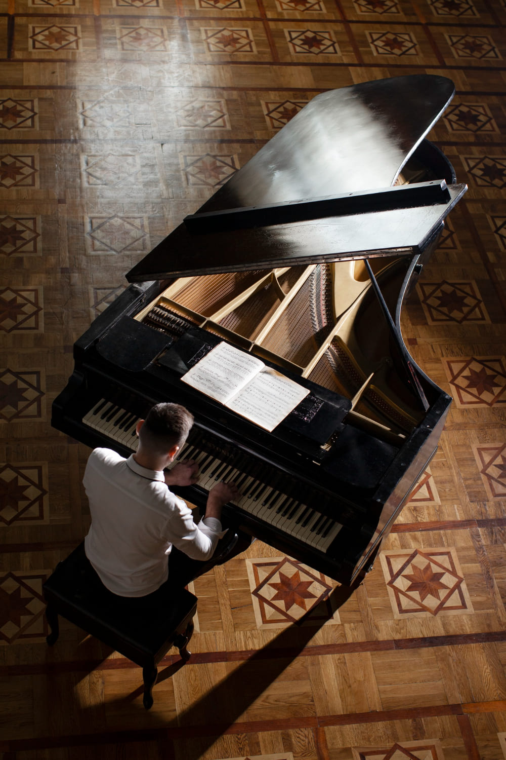 piano removals in harbone